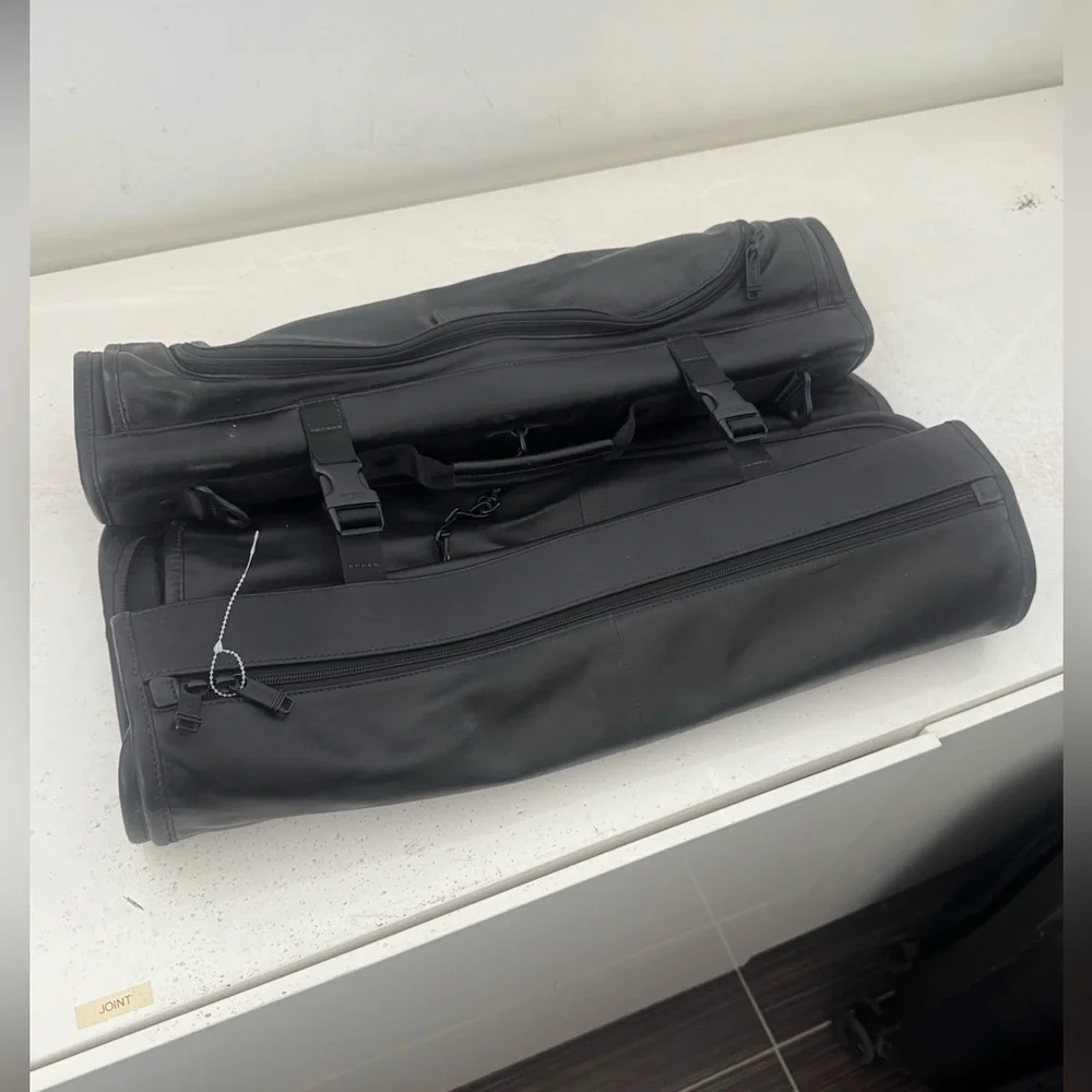 TUMI Black Men's Leather Garment Bag - Travel Carry Case